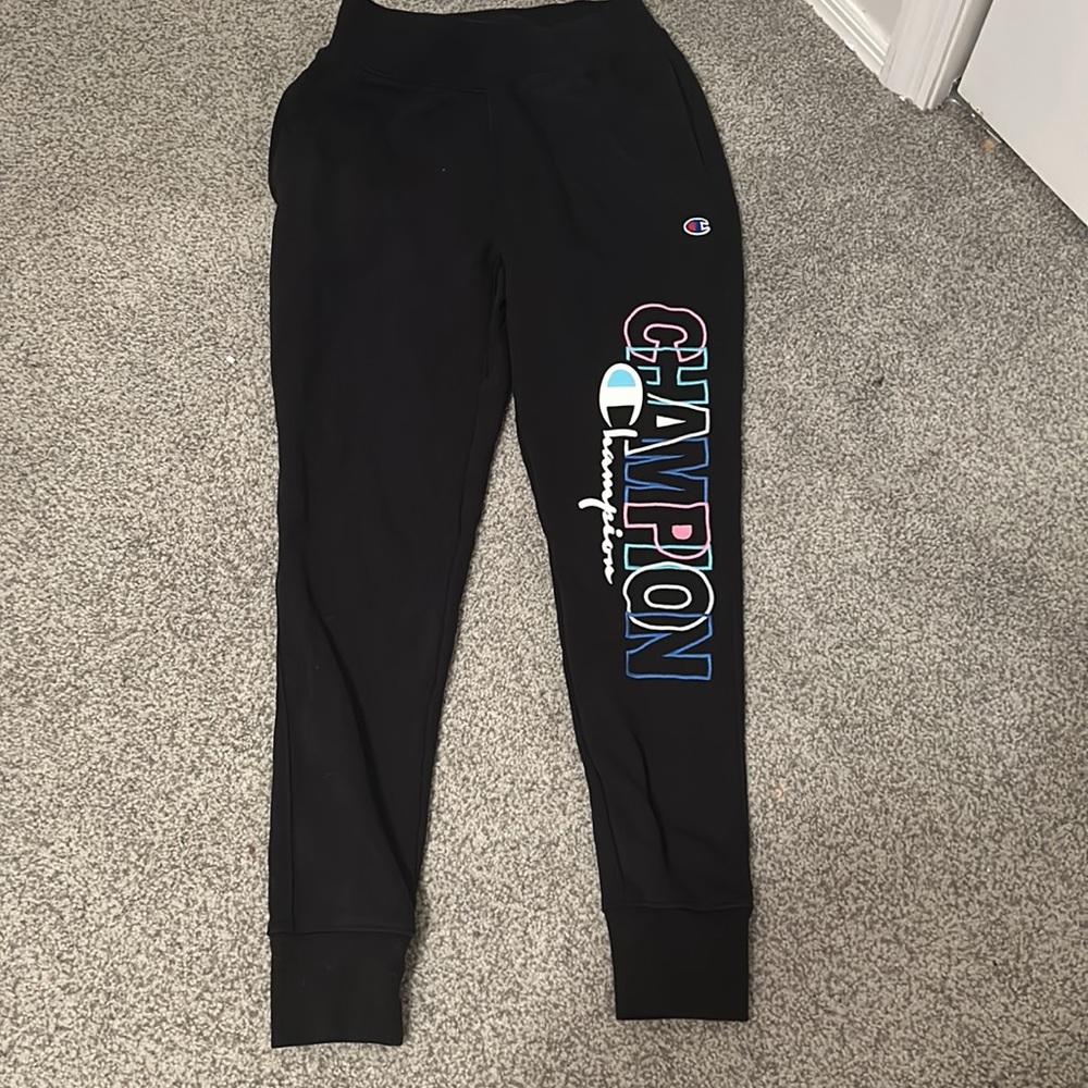 Champion reverse weave sweatpants. Women’s small